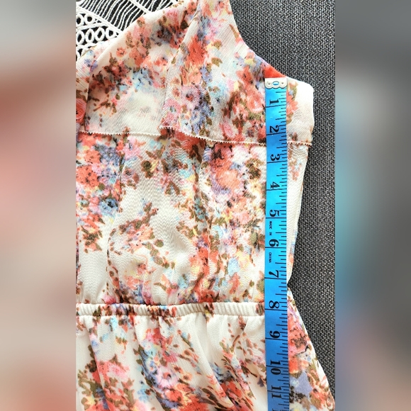 Dynamite Bright Floral Chiffon Maxi Dress W/Crochet Back Detail Size Medium - Picture 12 of 16